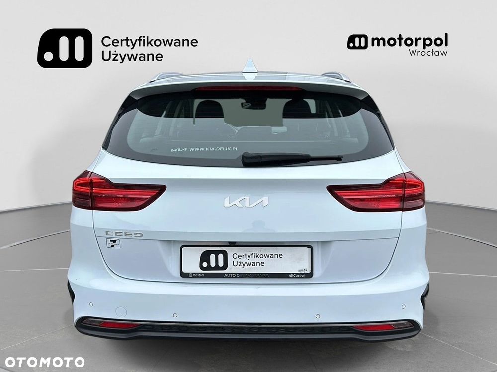 Kia Ceed 1.5 T-GDI M - 12