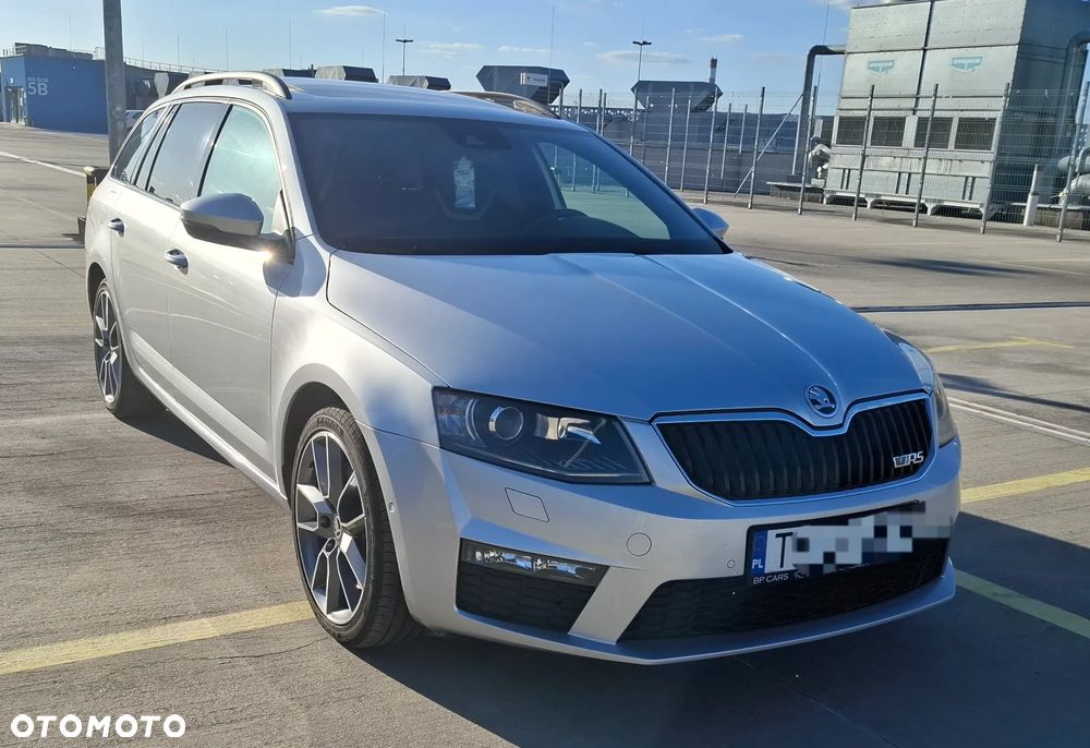 Skoda Octavia 2.0 TSI RS - 22