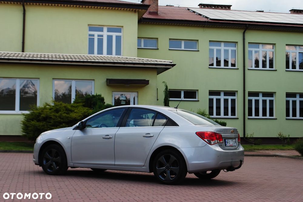 Chevrolet Cruze 1.8 LT - 4