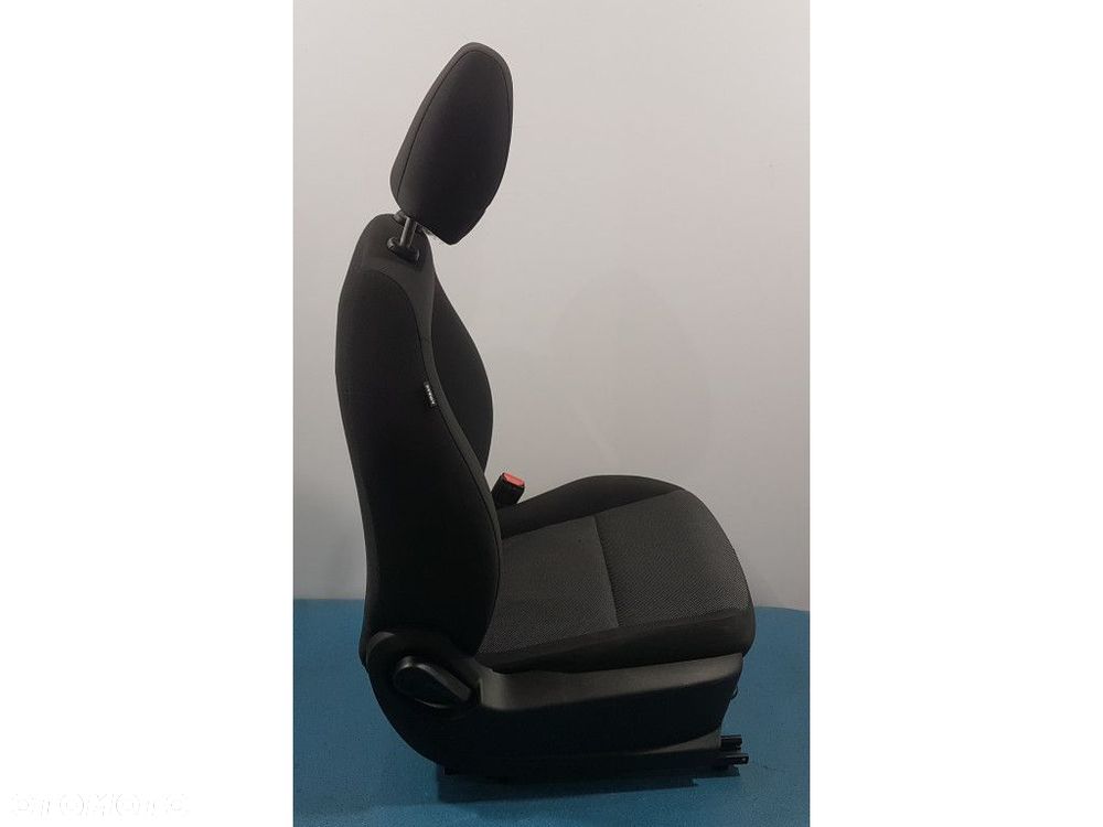 FIAT TIPO II SEDAN FOTEL PASAŻERA. - 5