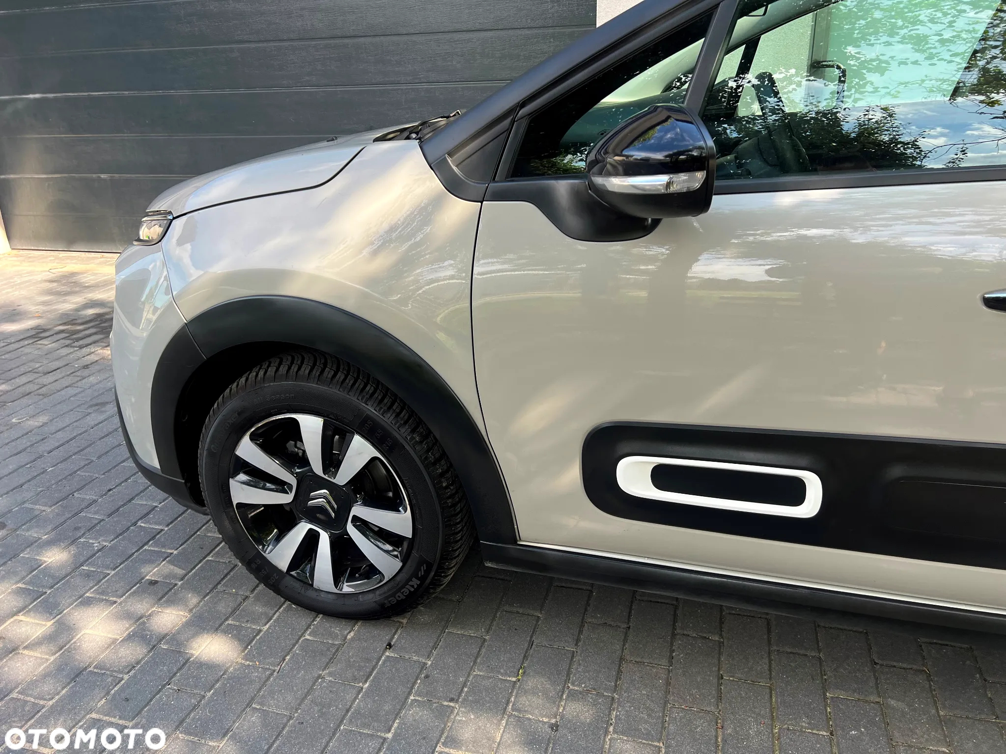Citroën C3 1.2 PureTech Shine S&S EAT6 - 6