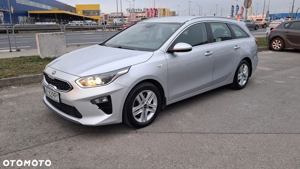 Kia Ceed 1.6 CRDi SCR M DCT - 4