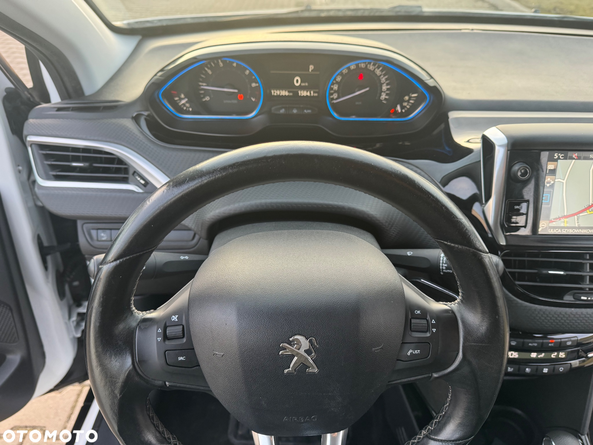 Peugeot 2008 PureTech 110 Stop&Start EAT6 Allure - 28