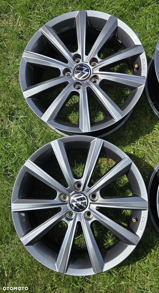 Oryginalne felgi aluminiowe VW Passat B8 i inne 6,5Jx17H2ET41 - 3