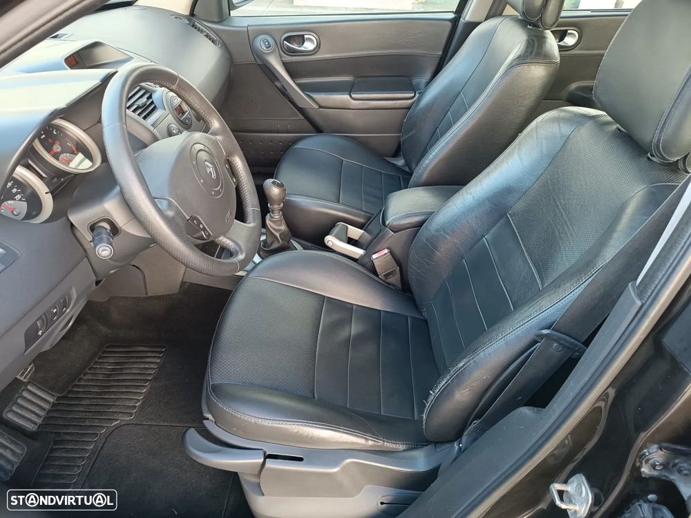 Renault Mégane Break 1.5 dCi Dynamique - 9