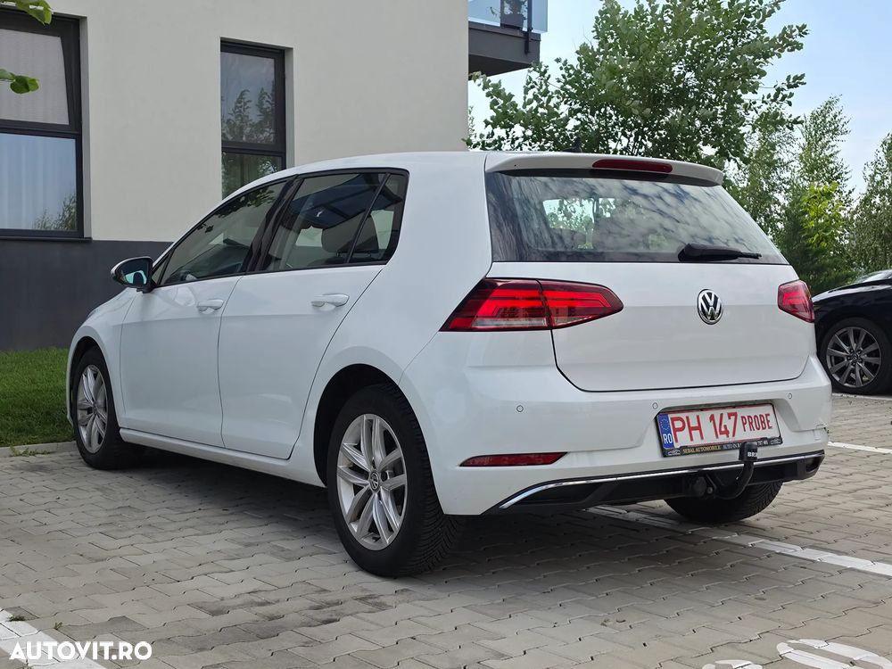 Volkswagen Golf 1.6 TDI SCR DSG Comfortline - 6