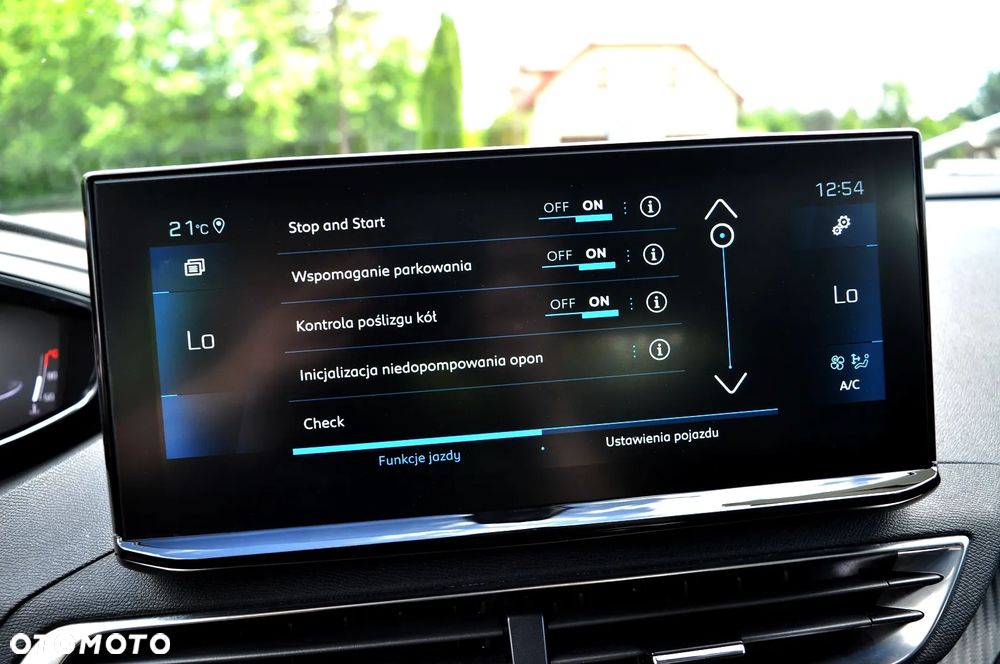 Peugeot 3008 1.2 PureTech Allure S&S - 27
