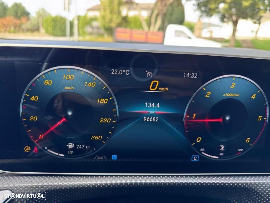 Mercedes-Benz CLA 180 d Shooting Brake Progressive - 20