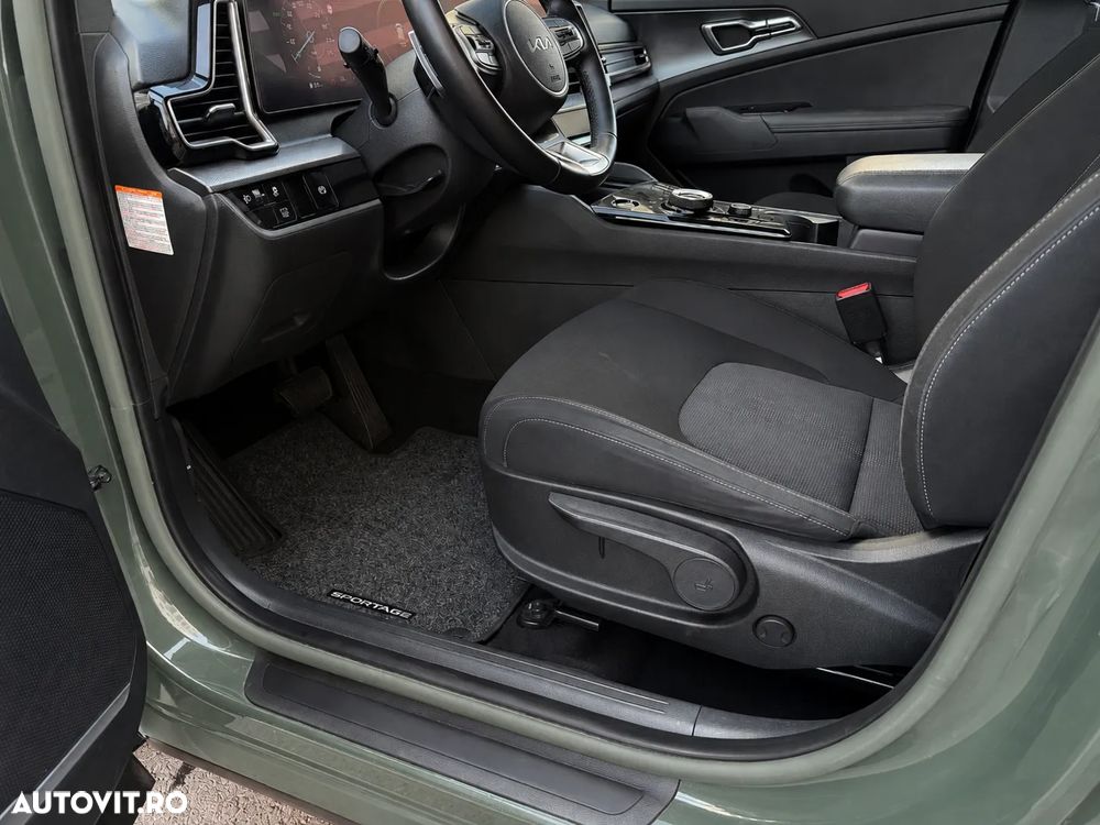 Kia Sportage 1.6 T-GDI HEV 6AT 4x2 Style - 14