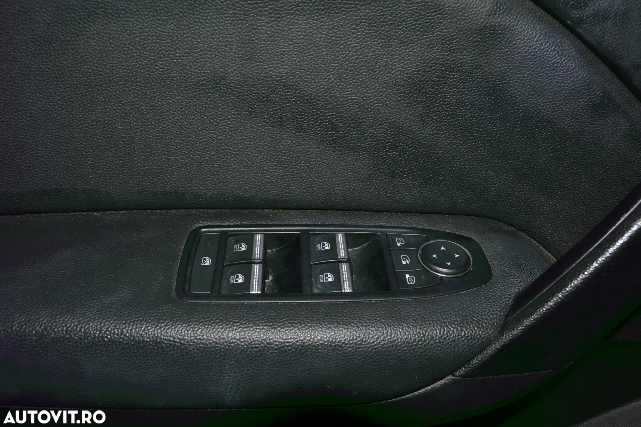 Renault Captur E-Tech Plug-In-Hybrid Intens - 22