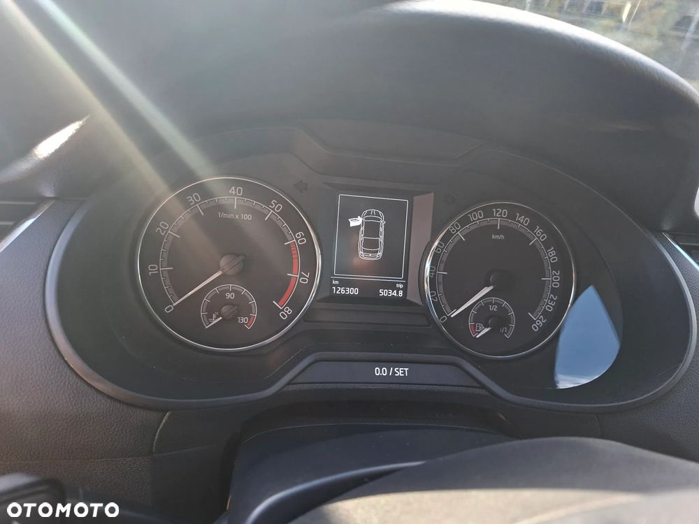 Skoda Octavia 1.4 TSI Ambition - 8