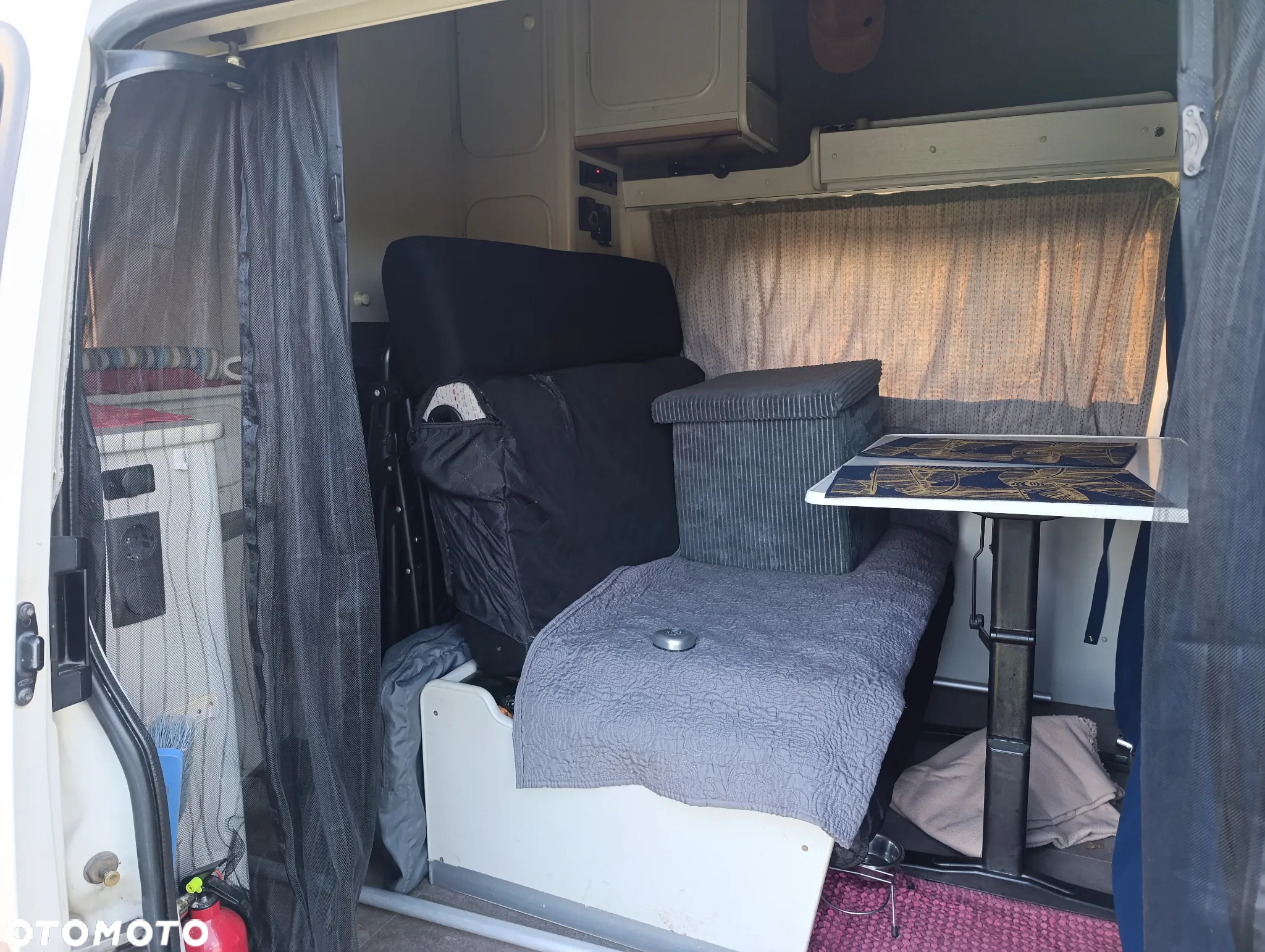 Ford Transit - 4
