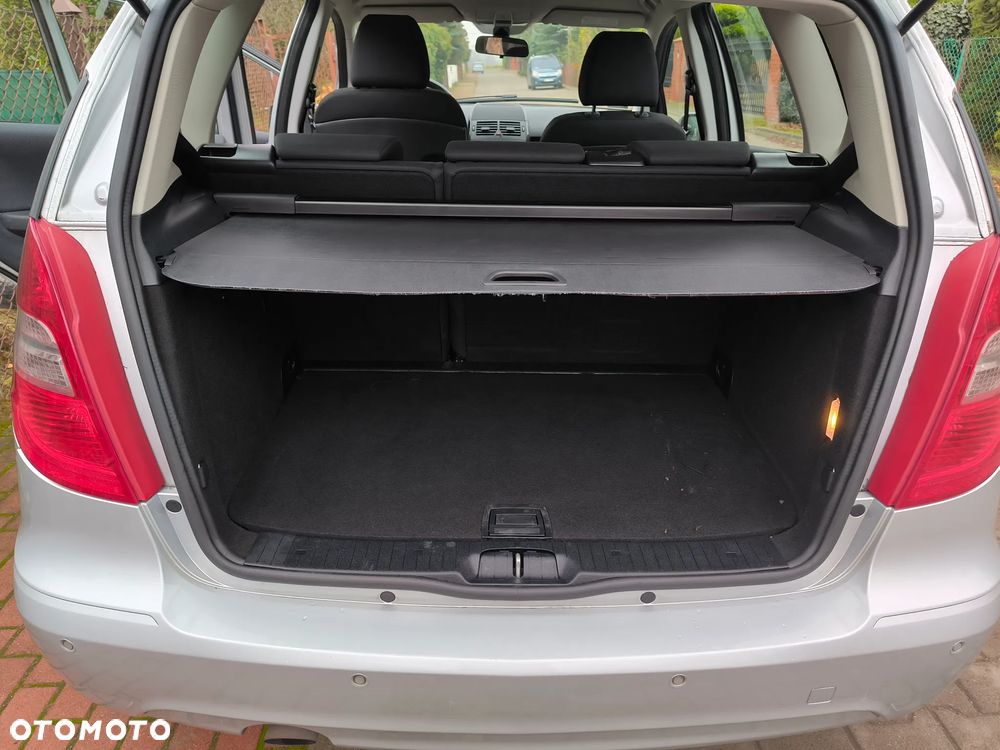 Mercedes-Benz Klasa A 160 BlueEFFICIENCY - 13