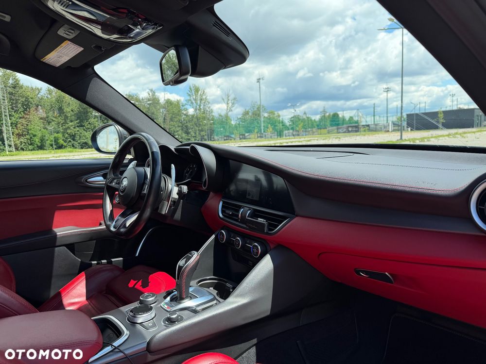 Alfa Romeo Giulia 2.0 Turbo Veloce Q4 - 8