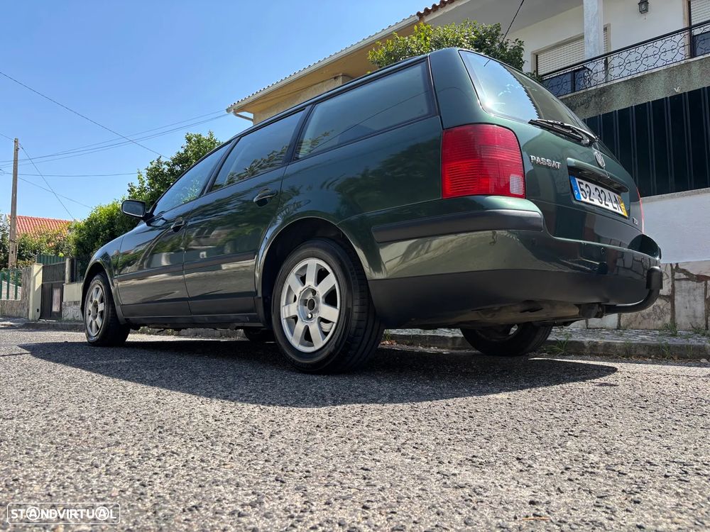 VW Passat Variant 1.9 TDi Confortline - 3