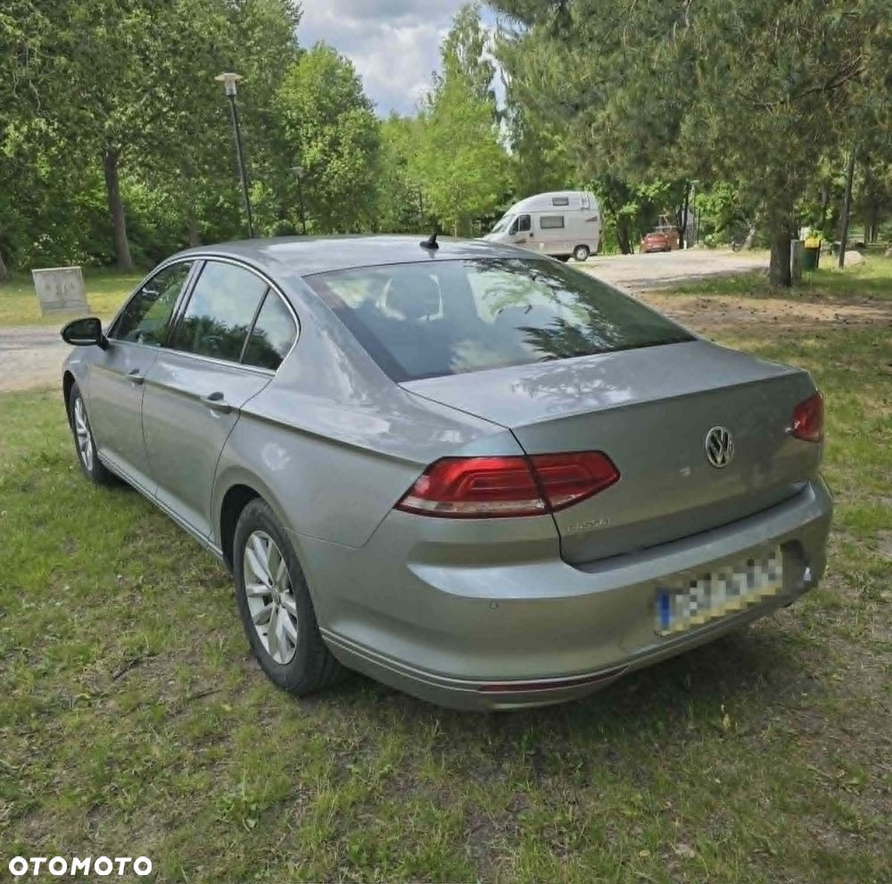 Volkswagen Passat 2.0 TDI SCR Comfortline - 7