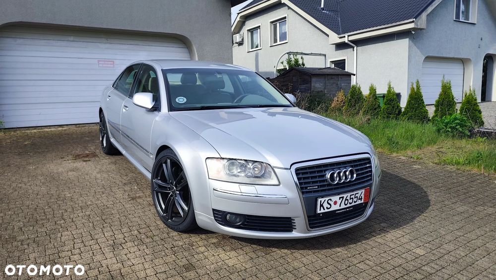 Audi A8 4.2 Quattro - 26