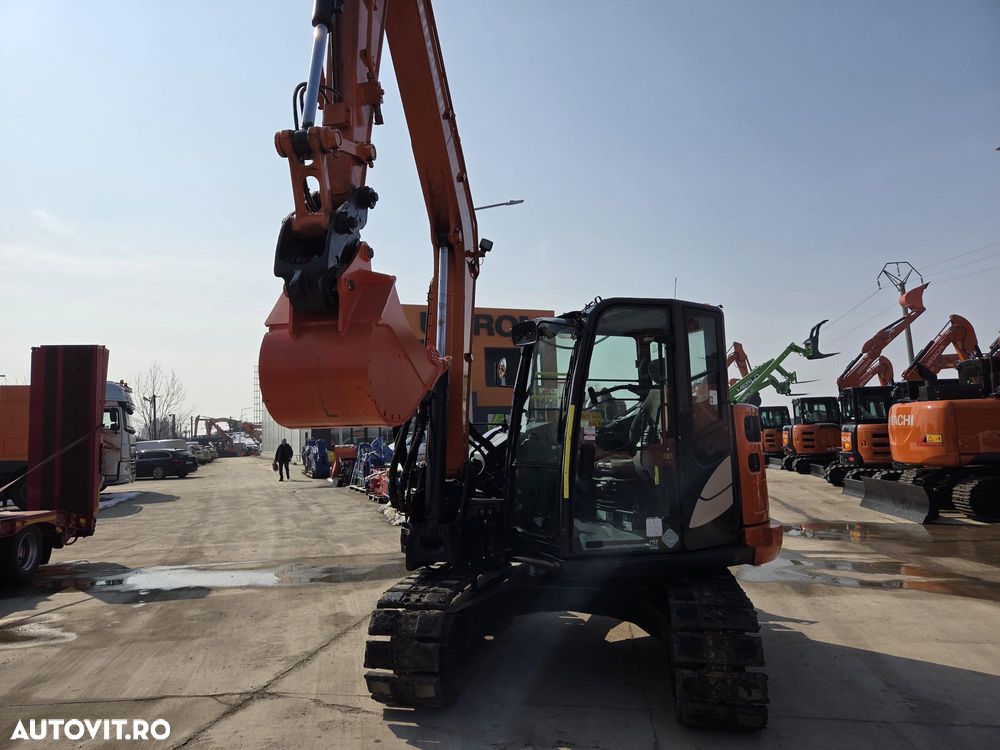 Hitachi ZX85, 2021, 4.054h, LAMA nivilare, CUPLA RAPIDA HIDRAULICA+2 CUPE EXCAVARE NOI+CUPA TALUZ NEINCILNABILA noua, senile pad cauciuc 80% ok, inst picon, Aer cond, camera spate, ridica 4t, revizia facuta, posibilitate leasing 4 ani-PROMOTIE 56.900 EUR+Tva - 21