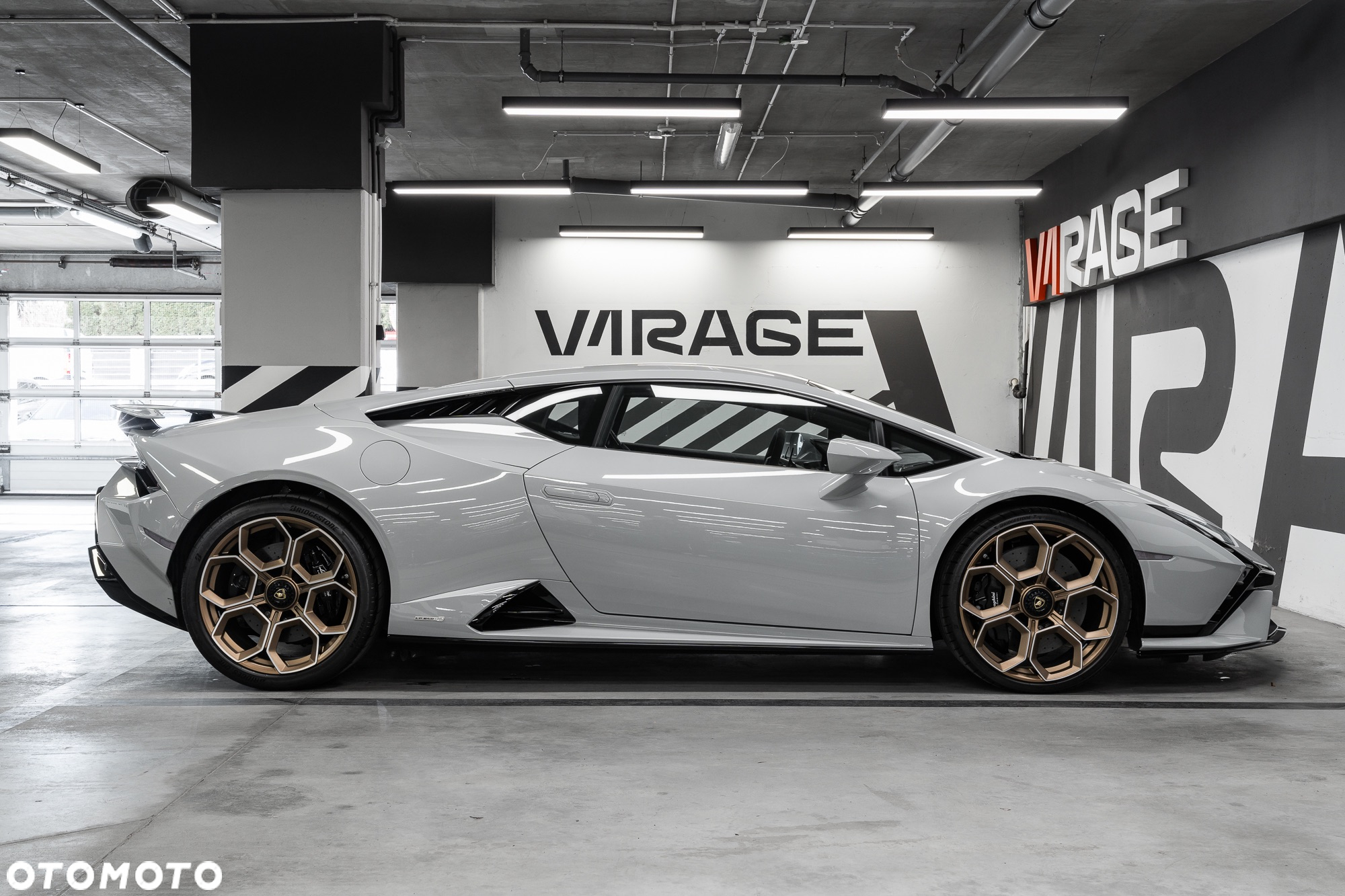 Lamborghini Huracan - 12