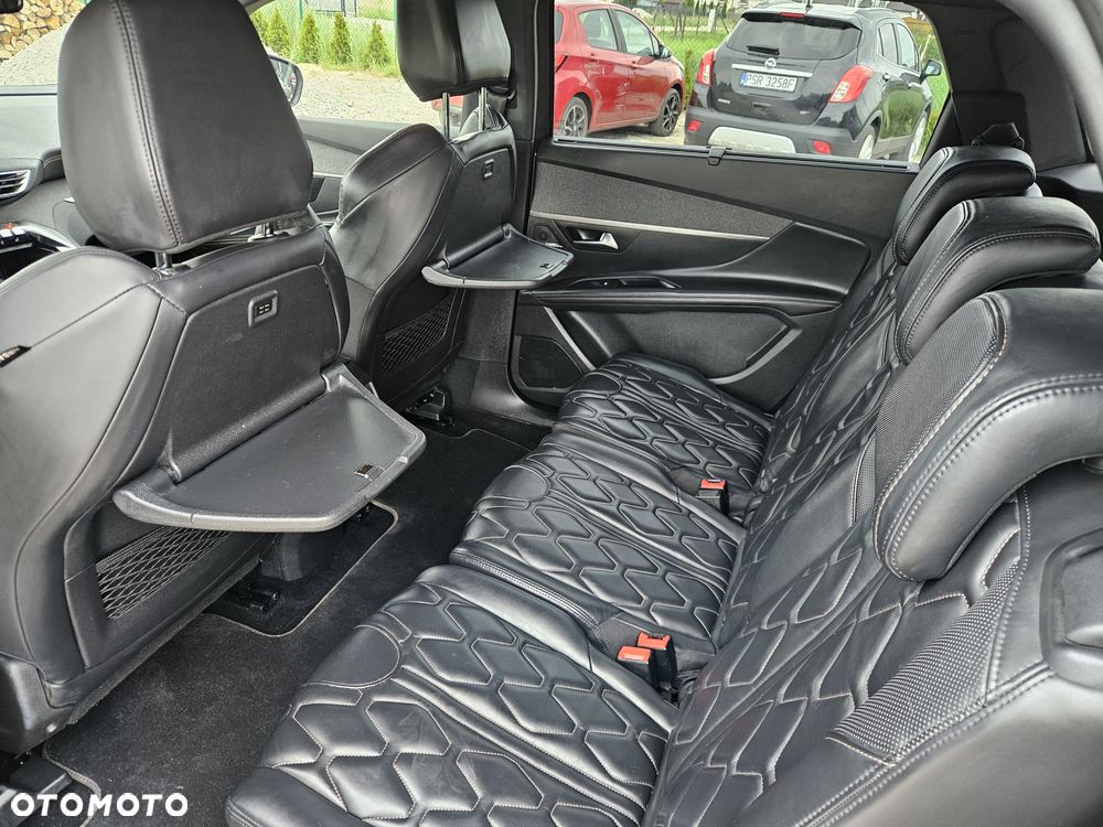 Peugeot 5008 - 17