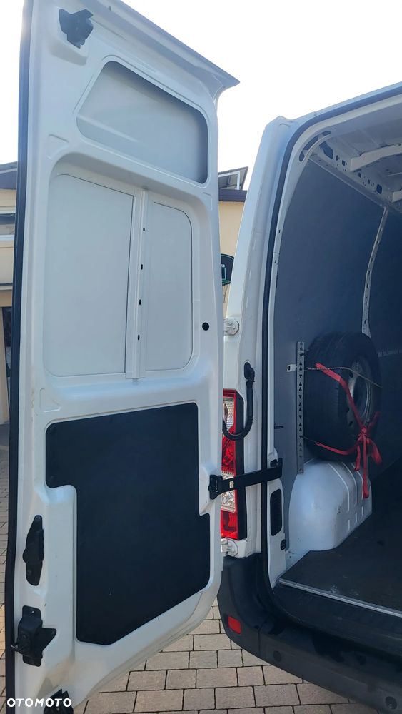 Opel Movano - 11
