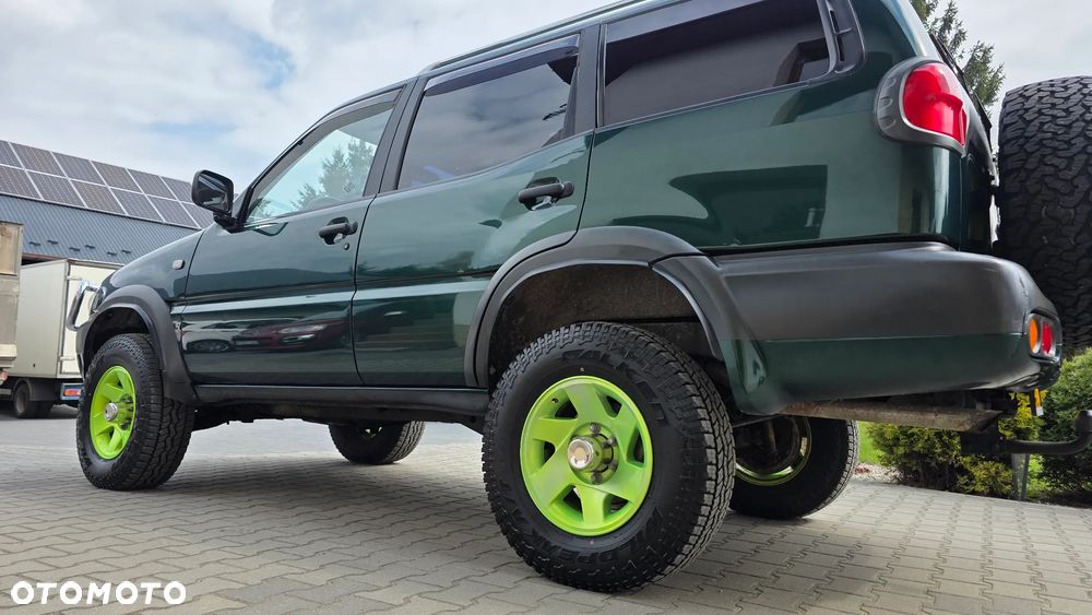 Nissan Terrano 2.7 TDi Comfort - 17