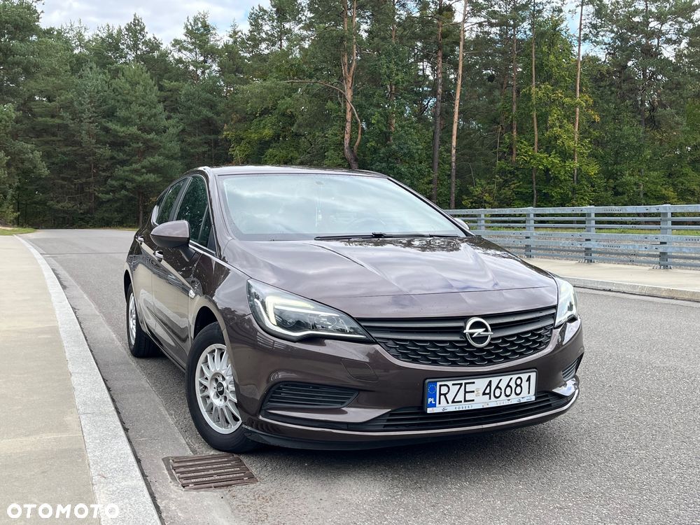 Opel Astra V 1.0 T Essentia S&S - 2
