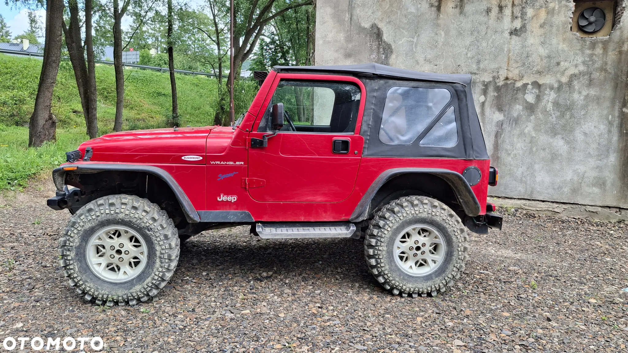 Jeep Wrangler 2.5L - 4