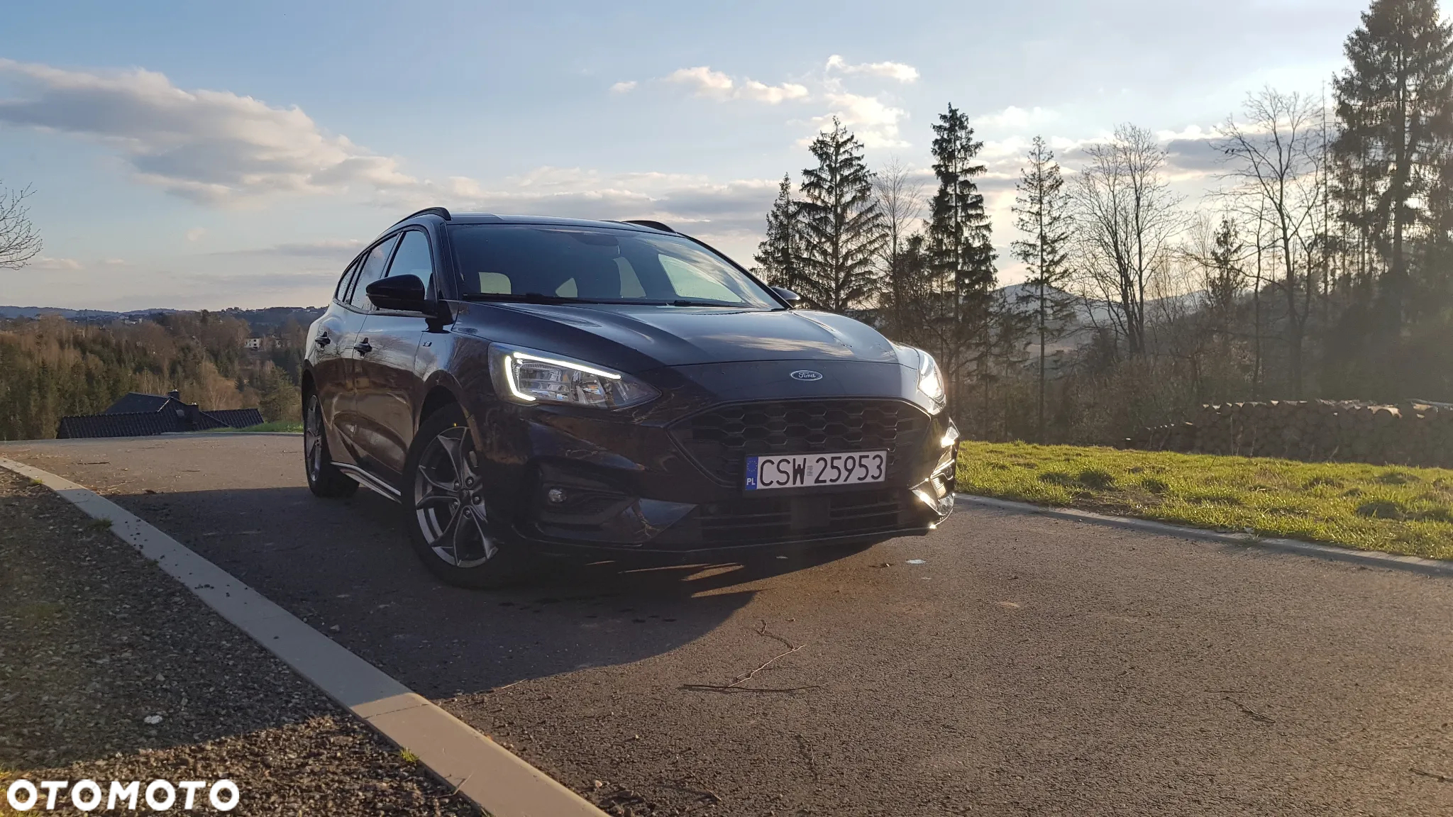Ford Focus 1.0 EcoBoost Hybrid ST-LINE X - 6