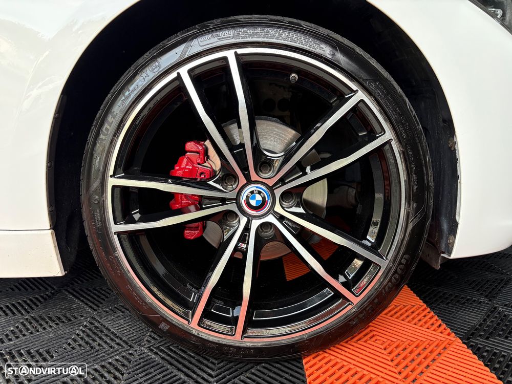 BMW 318 d Aut. Blue Performance Sport Line - 4