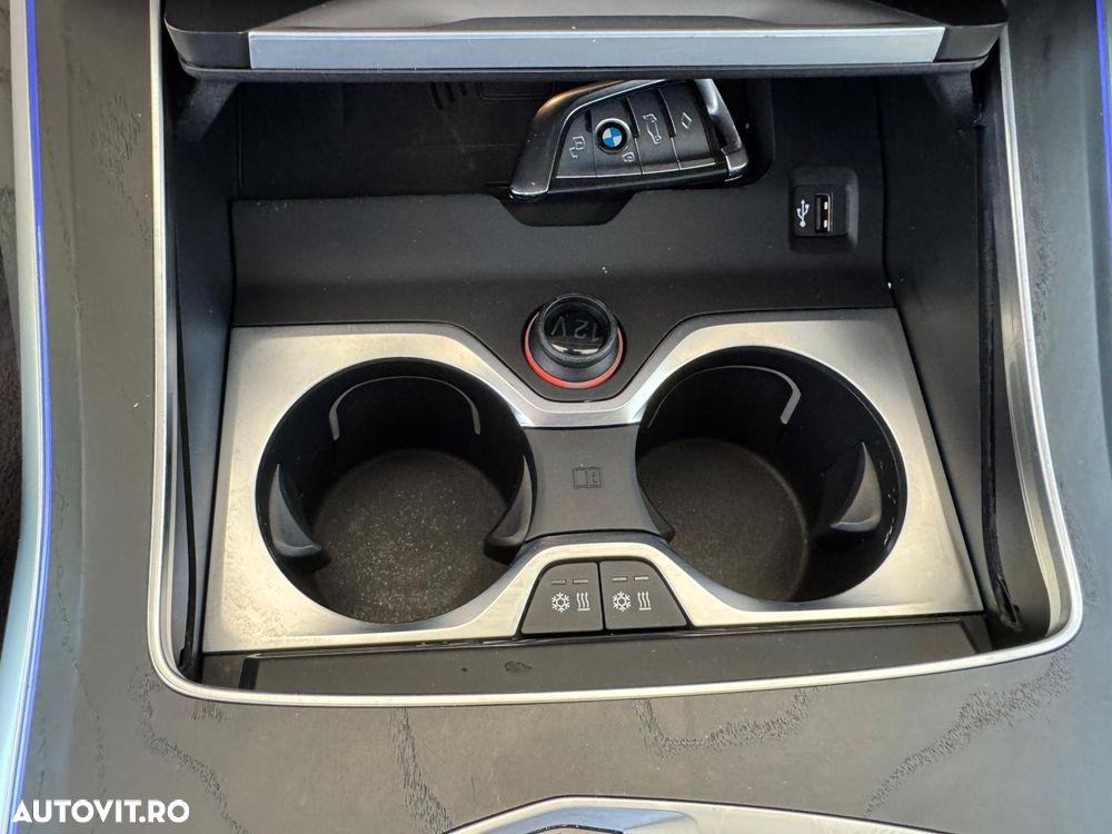 BMW X7 M50i - 18