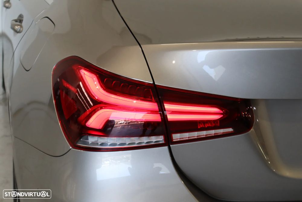 Mercedes-Benz A 180 Limousine d Progressive Aut. - 7