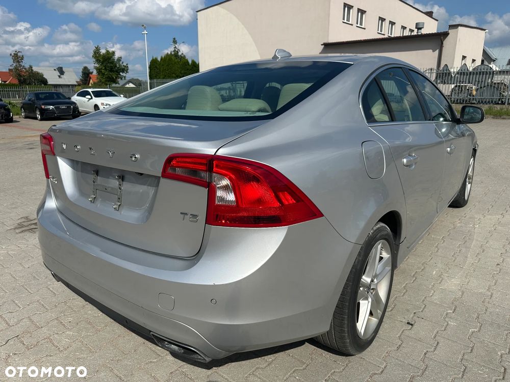 Volvo S60 - 18