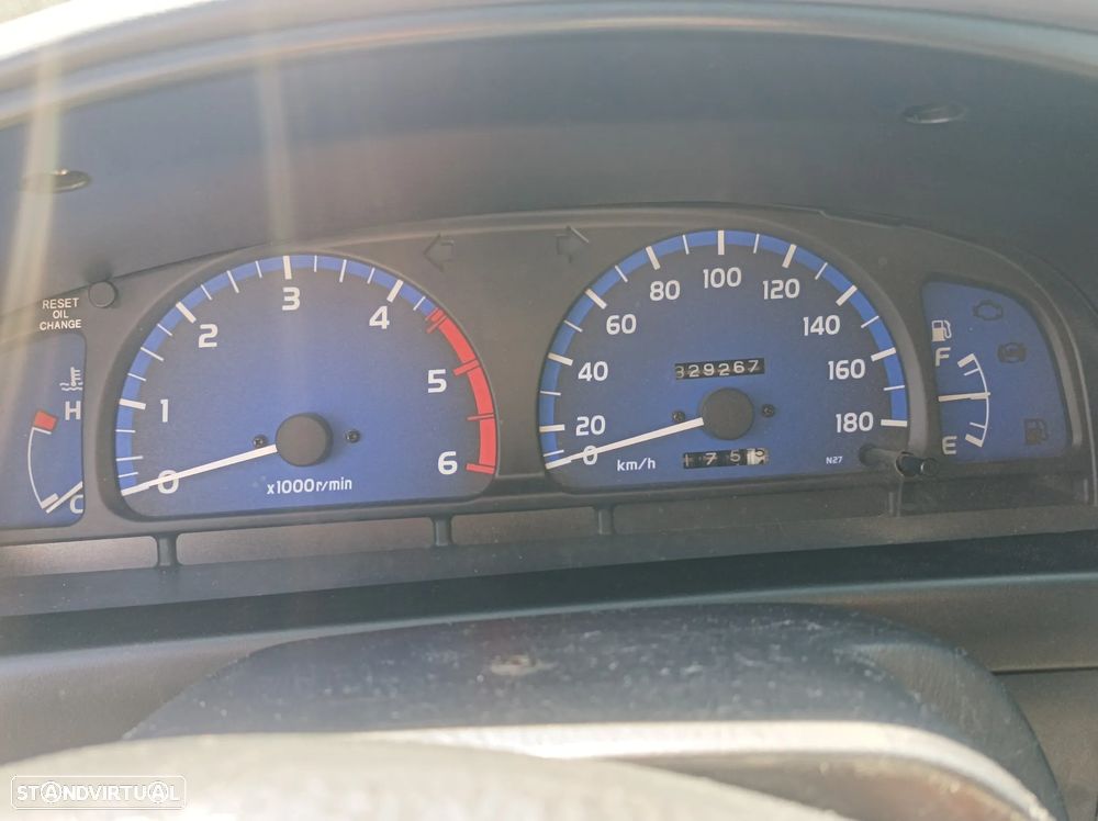 Toyota Hilux 2.5 D4-D Tracker - 7