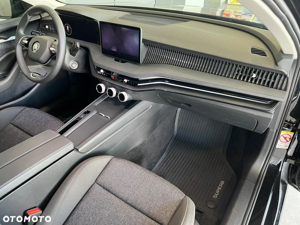 Skoda Superb 1.5 TSI mHEV DSG Essence - 11