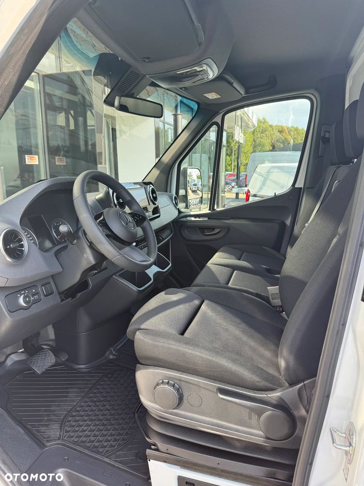 Mercedes-Benz Sprinter 317 CDI - 17