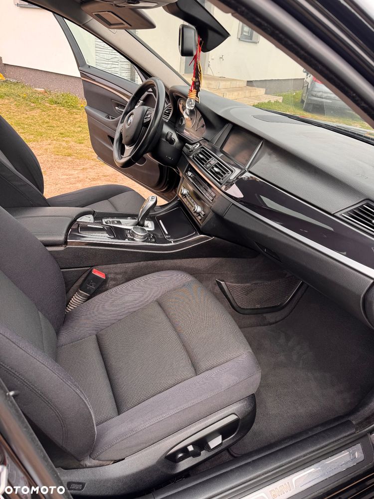 BMW Seria 5 520d xDrive Luxury Line - 10