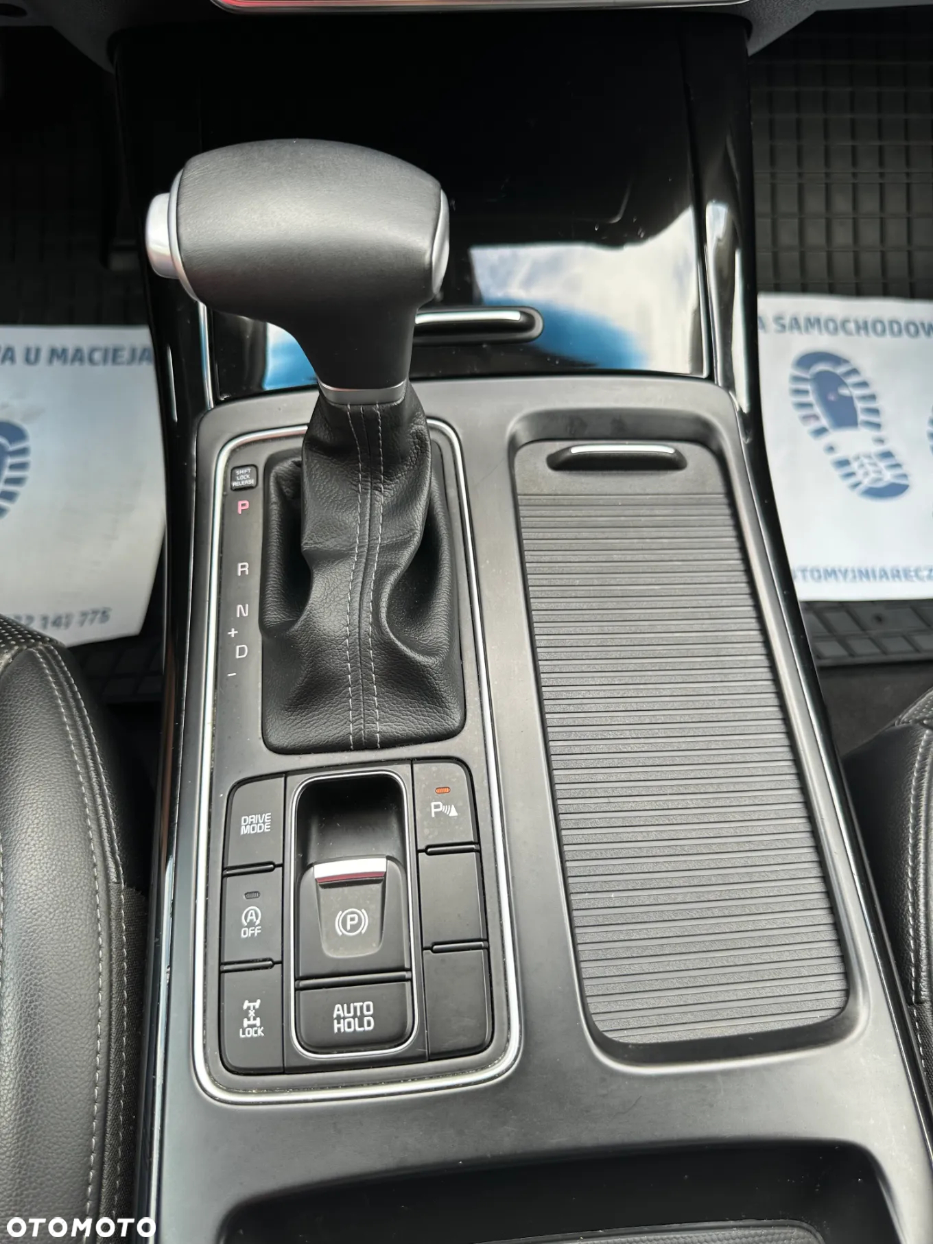 Kia Sorento 2.0 CRDI Business Line Plus - 24