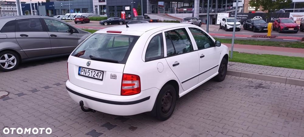 Skoda Fabia - 2