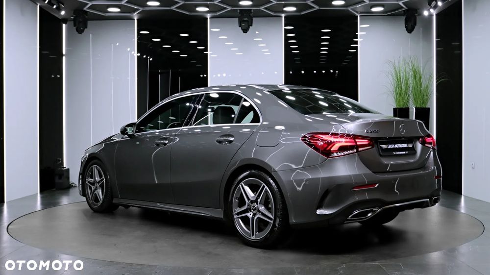 Mercedes-Benz Klasa A 200 AMG Line 7G-DCT - 5