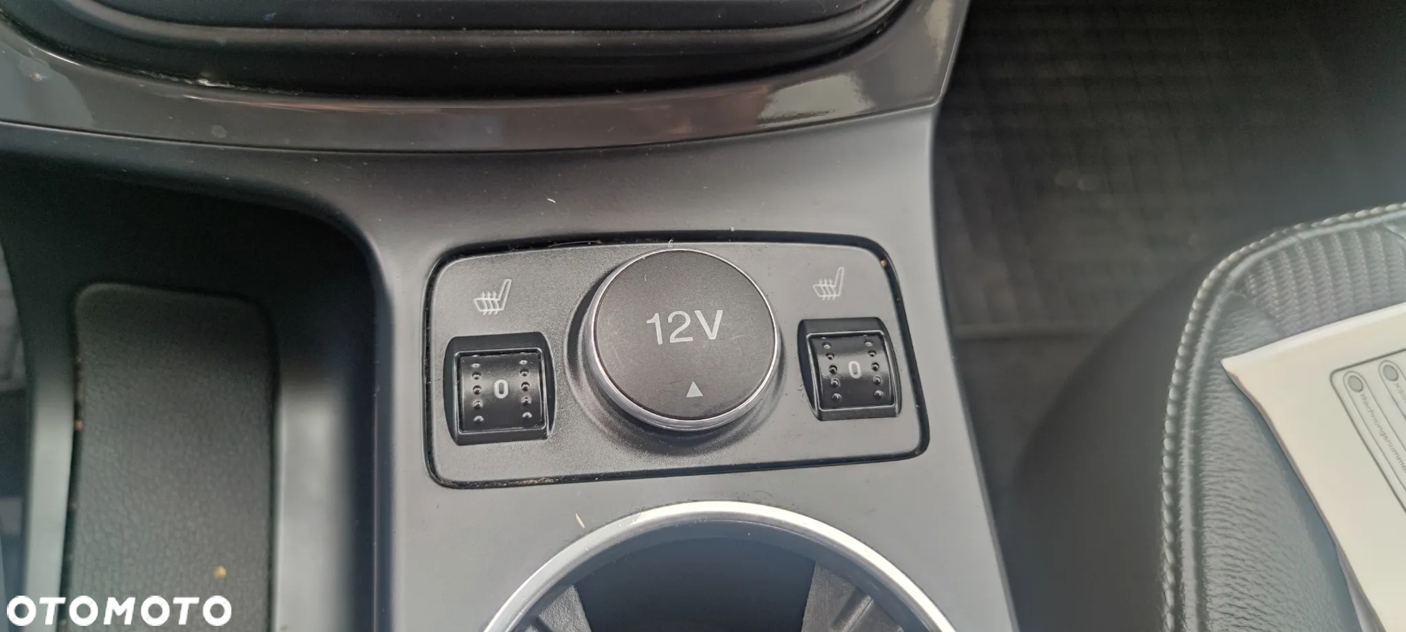 Ford Kuga 2.0 TDCi 4WD Titanium Plus - 27