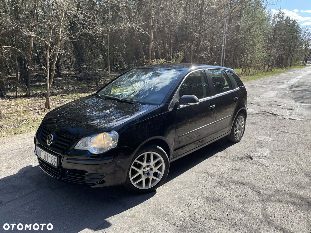 Volkswagen Polo - 1