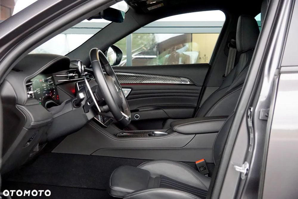 Maserati Grecale GT - 19