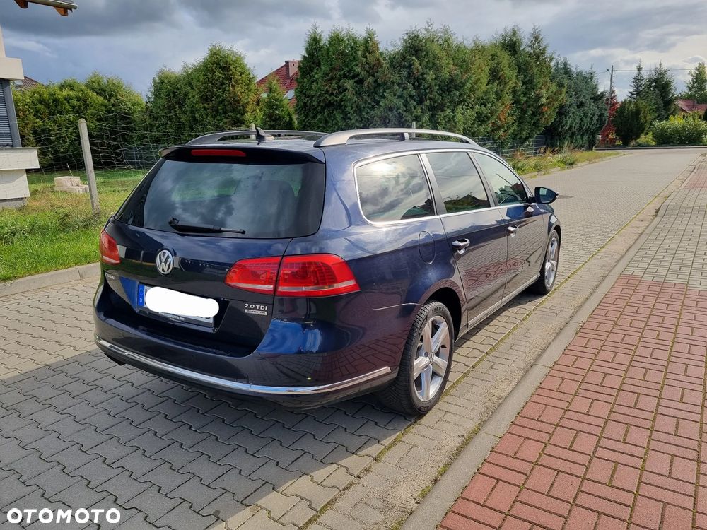 Volkswagen Passat 2012 photo 5
