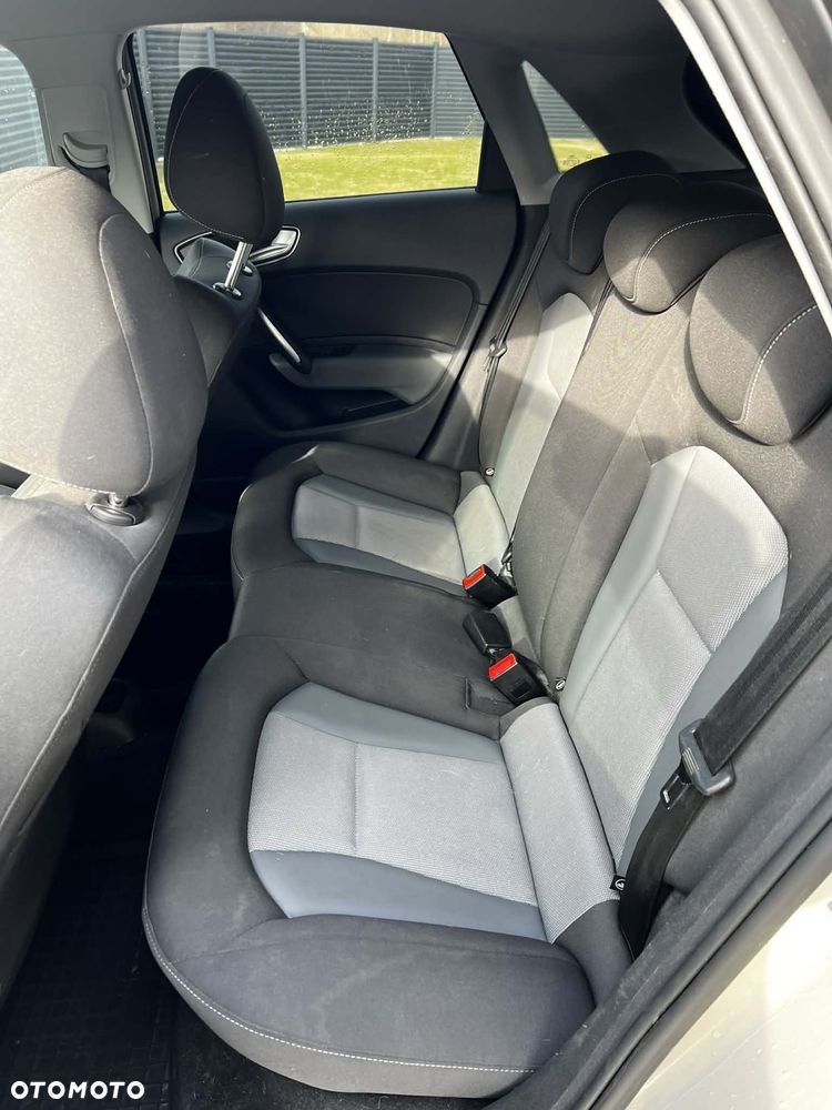 Audi A1 Sportback 1.0 TFSI ultra Design S tronic - 12