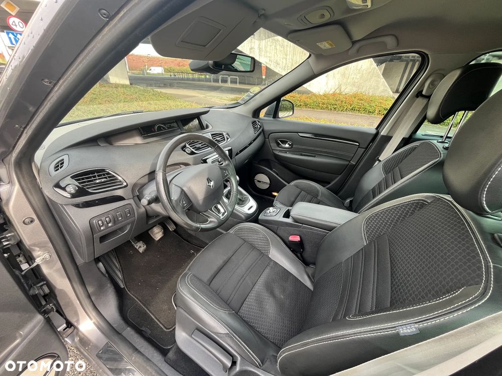 Renault Scenic 1.6 dCi Bose - 10
