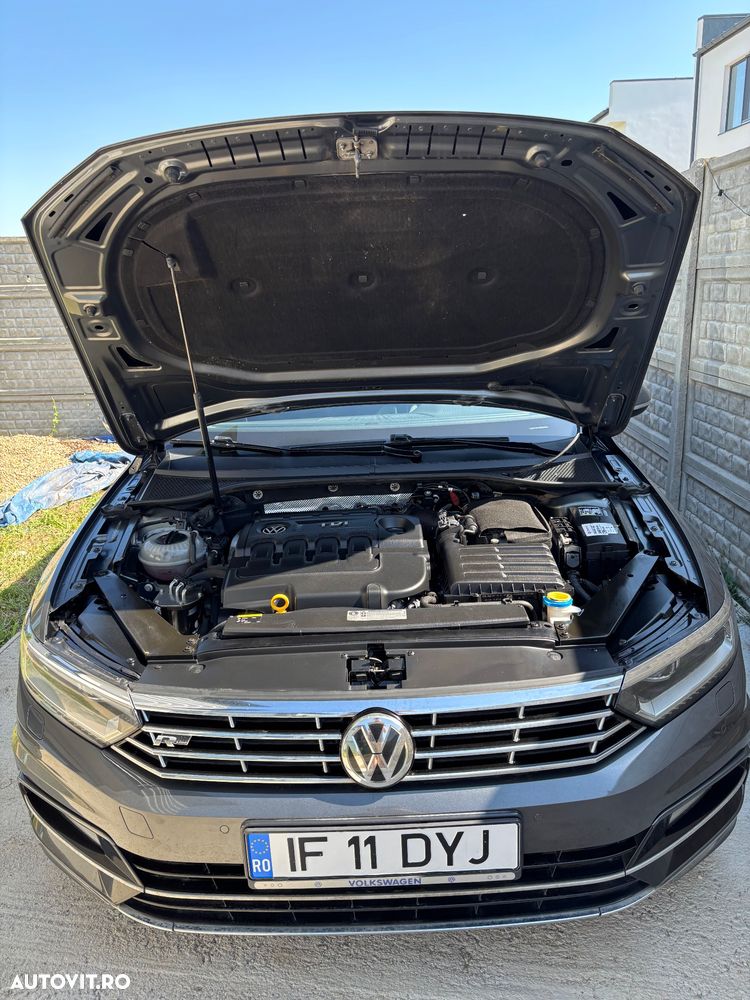 Volkswagen Passat 1.6 TDI SCR DSG Business - 39