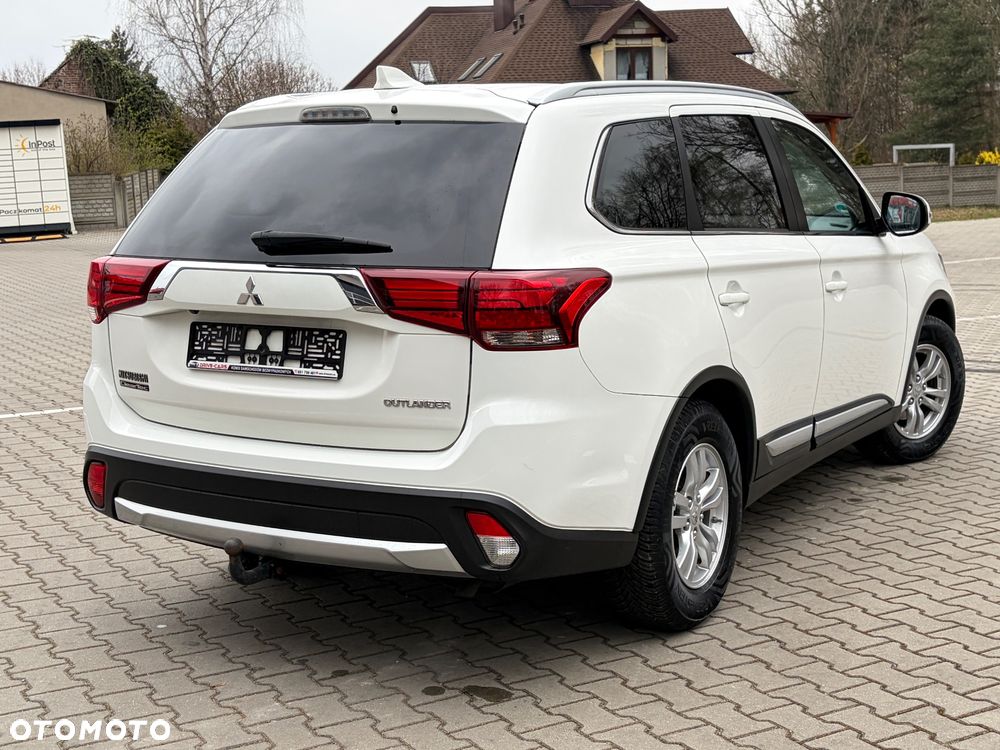 Mitsubishi Outlander 2.0 2WD Invite - 21