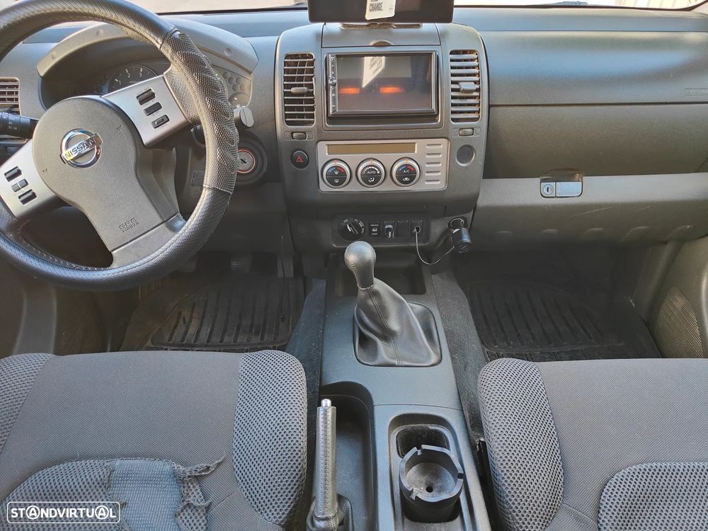 Nissan Pick Up 2.5 DDTi CD Comfort 4WD - 11