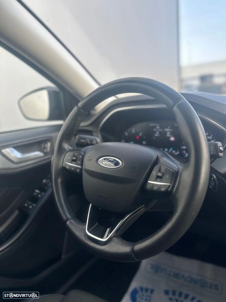 Ford Focus SW 1.5 TDCi EcoBlue Active X - 32
